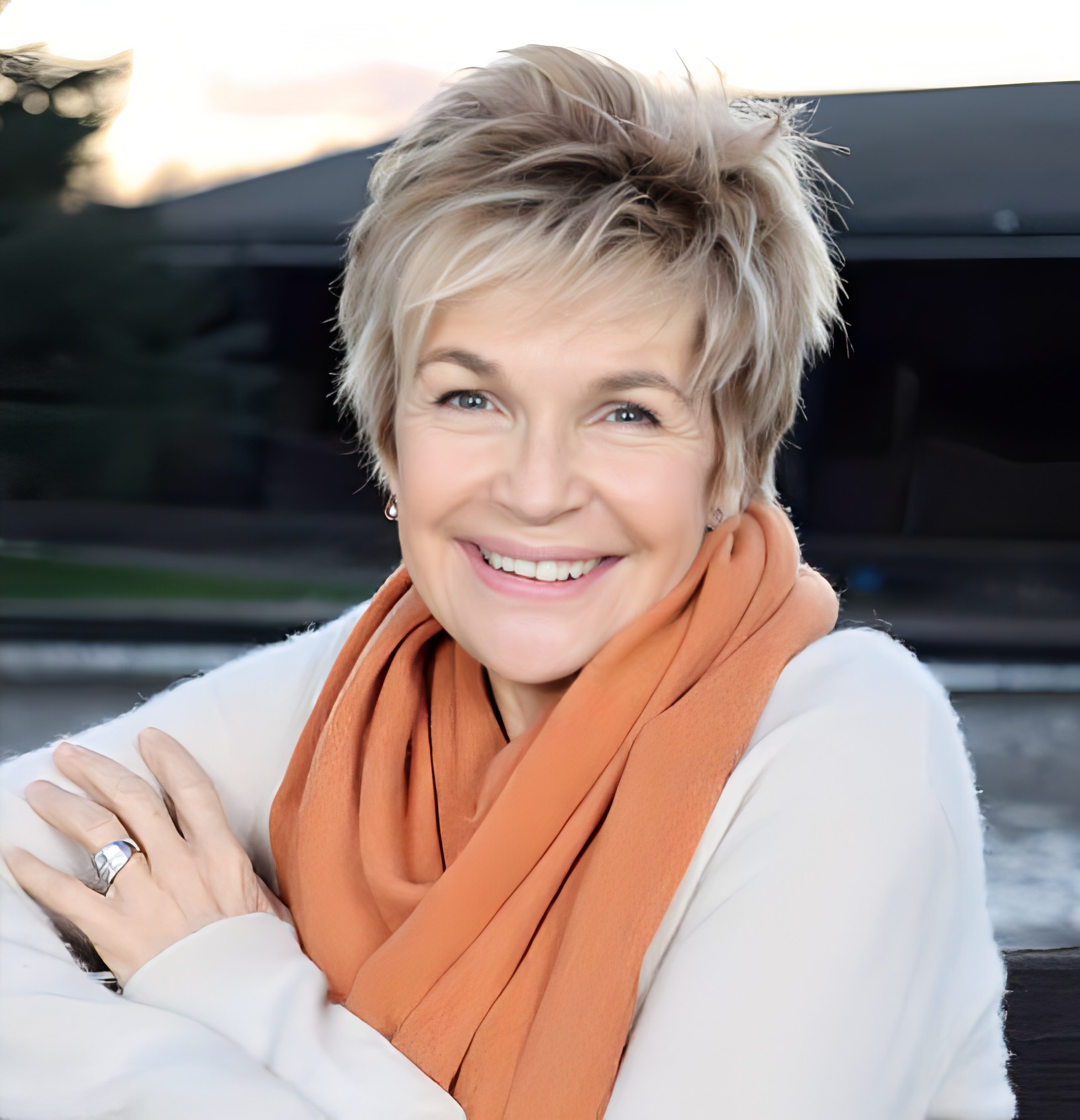 Bon anniversaire à Véronique Jannot née le 7 mai 1957.
