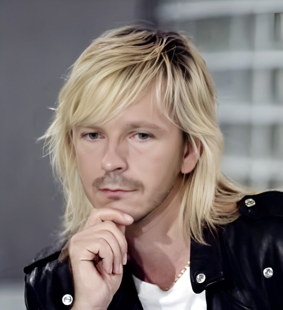 Suis-Nous - Bon anniversaire à Renaud né le 11 mai 1952.