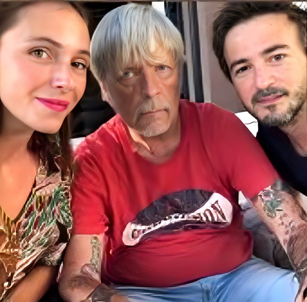 Suis-Nous - Bon anniversaire à Renaud né le 11 mai 1952.