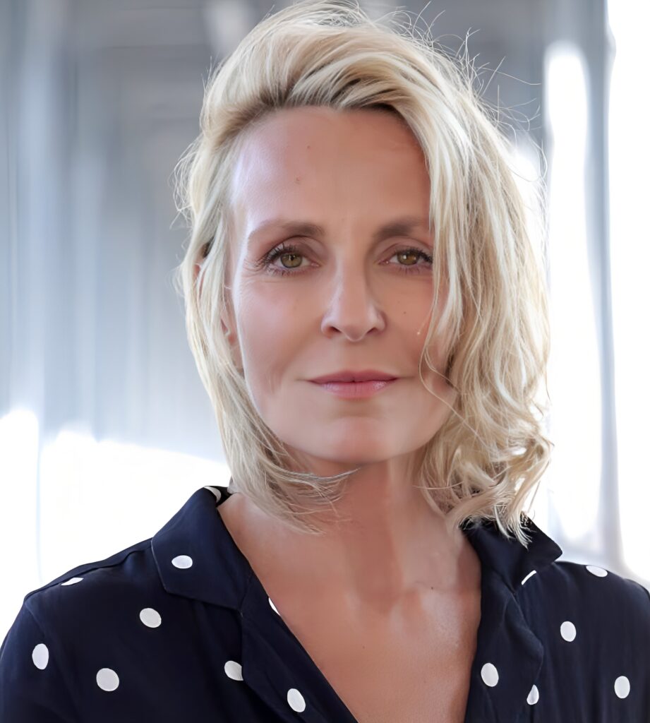 Suis-Nous - Décès de Pierre Deny : Sa compagne, la comédienne Juliette Degenne, a partagé sa peine... Suis-Nous - Décès de Pierre Deny : Sa compagne, la comédienne Juliette Degenne, a partagé sa peine...