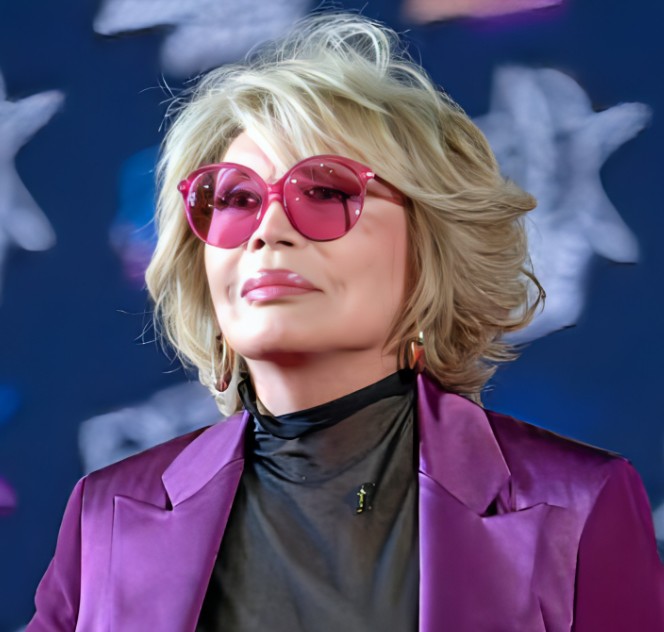 Suis-Nous - Bon anniversaire à Amanda Lear née le 18 juin 1939. Suis-Nous - Bon anniversaire à Amanda Lear née le 18 juin 1939.