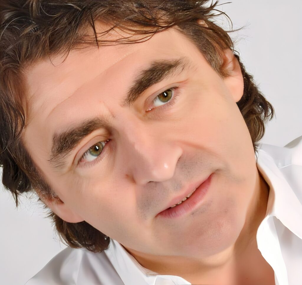 Suis-Nous - Une pensée pour Claude Barzotti décédé le 24 juin 2023. Suis-Nous - Une pensée pour Claude Barzotti décédé le 24 juin 2023.