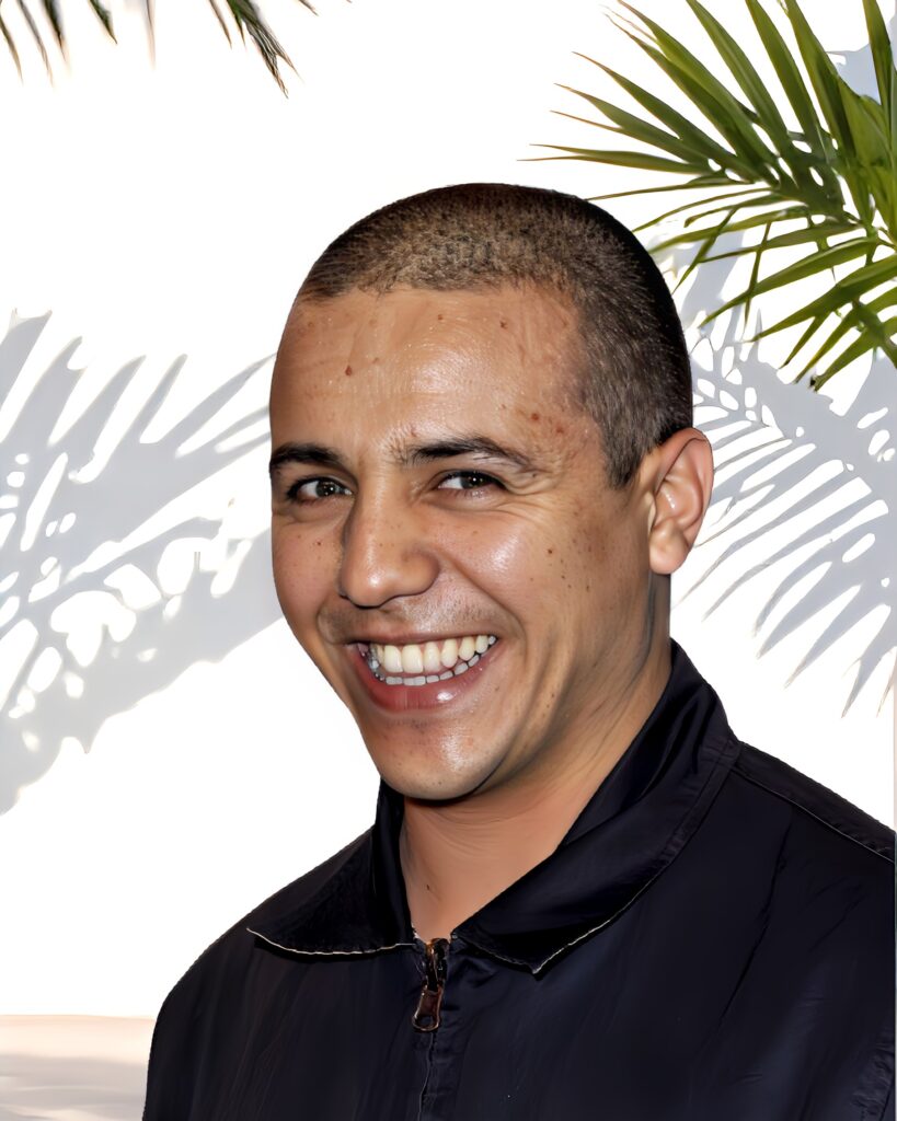 Suis-Nous - Bon anniversaire à Faudel Belloua né le 6 juin 1978 à Mantes-la-Jolie Suis-Nous - Bon anniversaire à Faudel Belloua né le 6 juin 1978 à Mantes-la-Jolie
