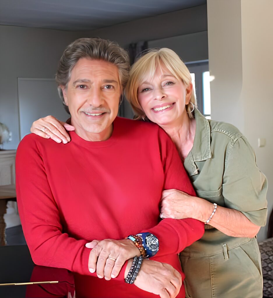 Suis-Nous - Bon anniversaire à Frédéric François né le 3 juin 1950. Avec Monique, ils se sont mariés en 1970.