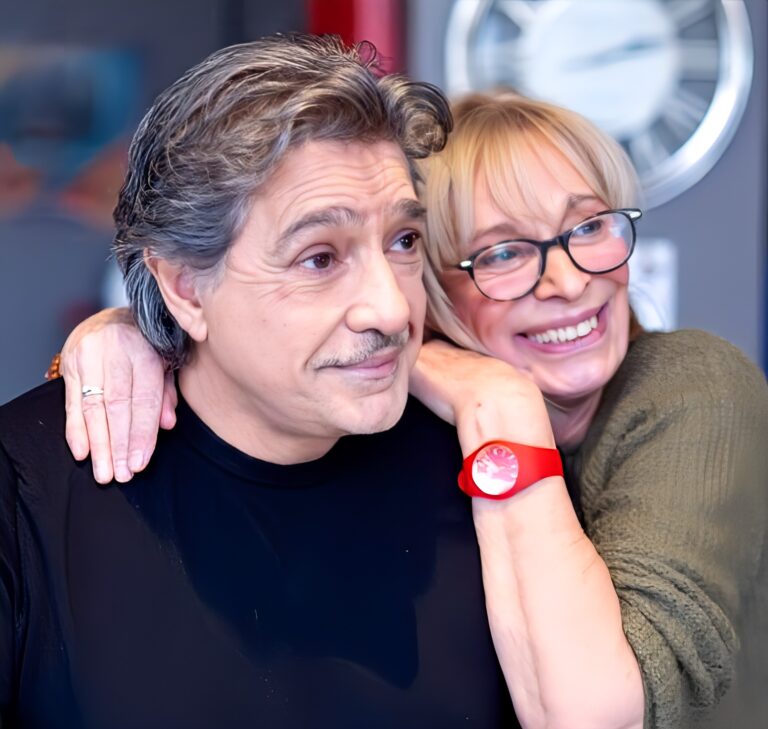 Suis-Nous - Bon anniversaire à Frédéric François né le 3 juin 1950. Avec Monique, ils se sont mariés en 1970.