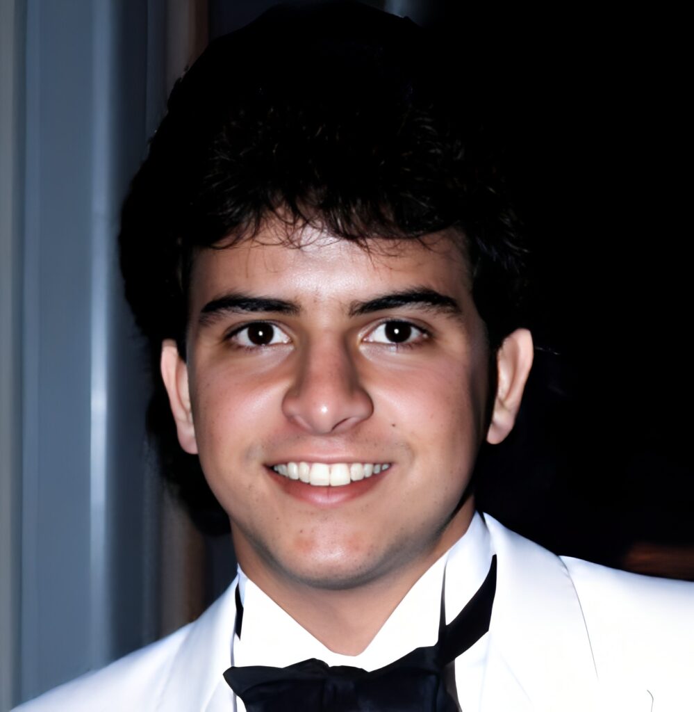 Suis-Nous - Bon anniversaire à Glenn Medeiros. En 1988, il chantait "Un roman d'amitié" avec Elsa. Aujourd'hui il est professeur... Suis-Nous - Bon anniversaire à Glenn Medeiros. En 1988, il chantait "Un roman d'amitié" avec Elsa. Aujourd'hui il est professeur...