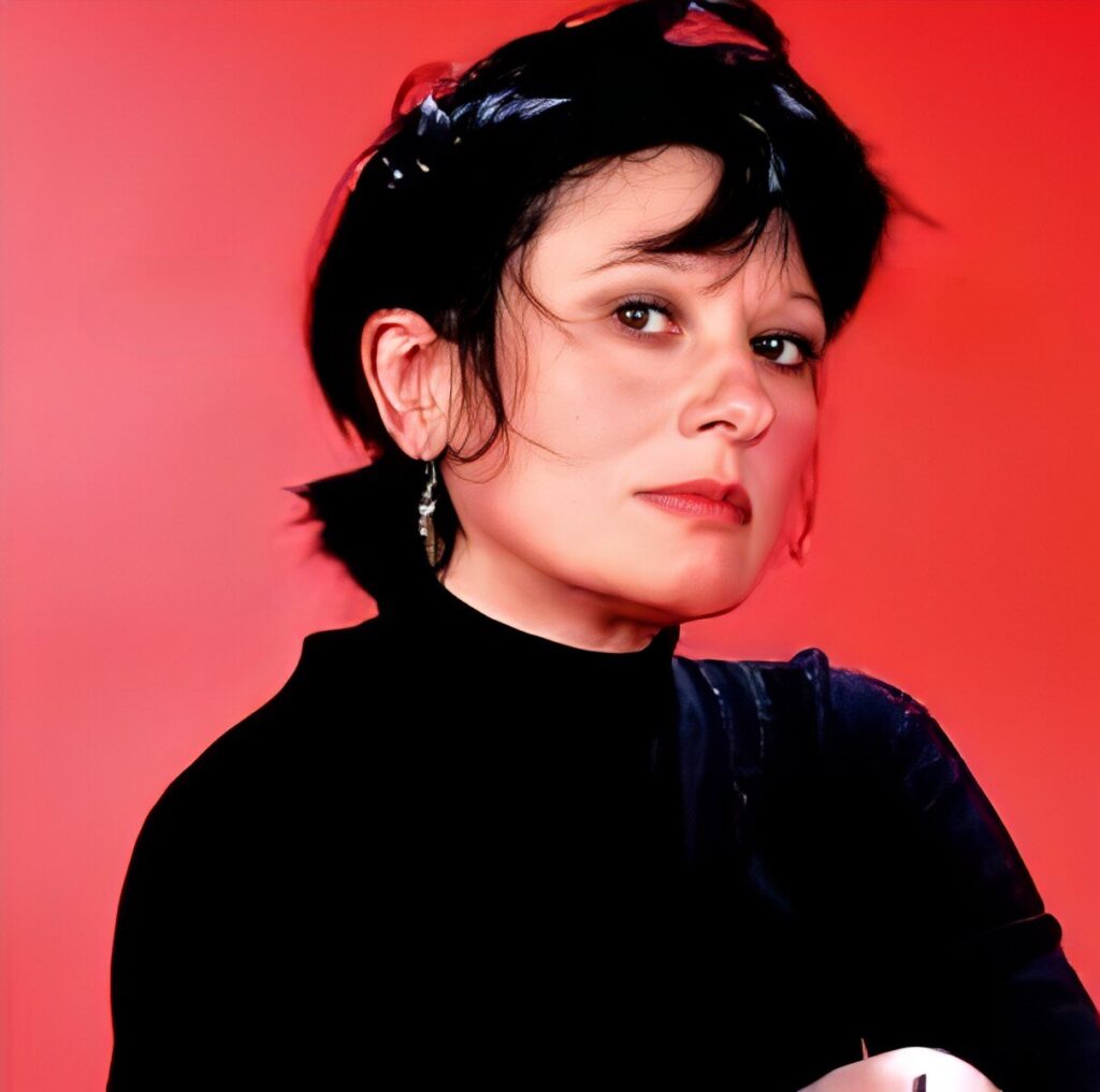 Suis-Nous - La chanteuse et danseuse Guesch Patti, interprète du titre "Etienne" est morte ! Elle avait 80 ans Suis-Nous - La chanteuse et danseuse Guesch Patti, interprète du titre "Etienne" est morte ! Elle avait 80 ans