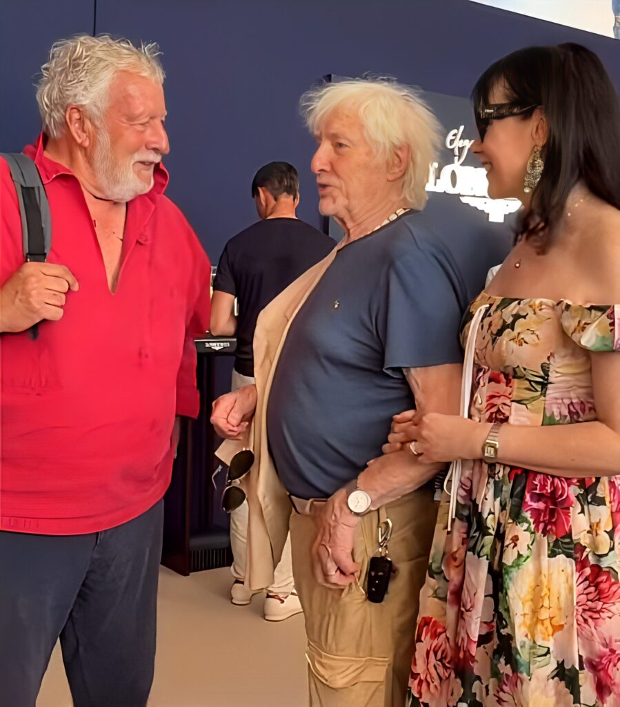 Suis-Nous - Bientôt 97 ans, mais aucun problème de canicule pour Hugues Aufray.