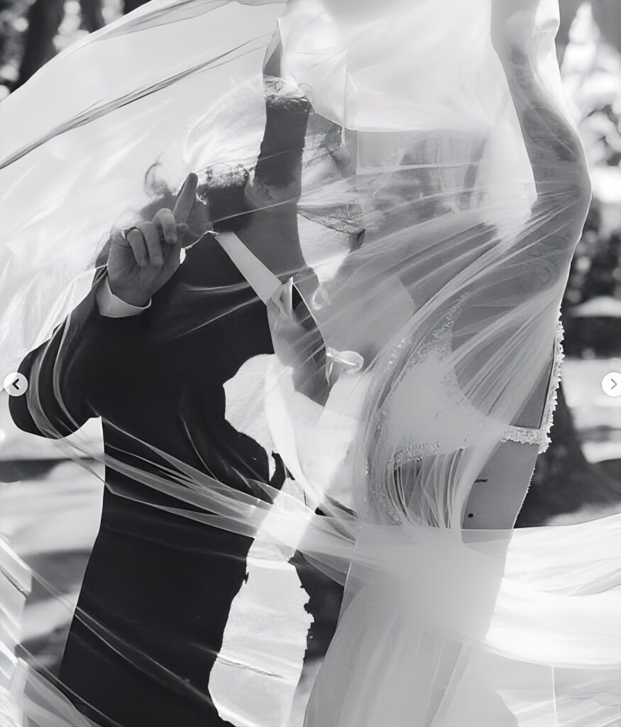 Suis-Nous - Mariage de Louane et Florian Rossi : Enfin les photos ! Elles sont magnifiques... Suis-Nous - Mariage de Louane et Florian Rossi : Enfin les photos ! Elles sont magnifiques...