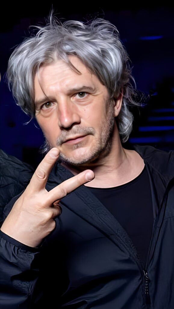 Suis-Nous - Bon anniversaire à Nicolas Sirkis né le 22 juin 1959 à Antony. Suis-Nous - Bon anniversaire à Nicolas Sirkis né le 22 juin 1959 à Antony.